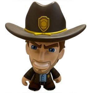 Skybound Minis Walking Dead Rick Grimes Standard Vinyl Figure